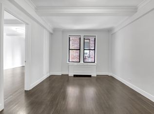 210 W 70th St APT 910, New York, NY 10023