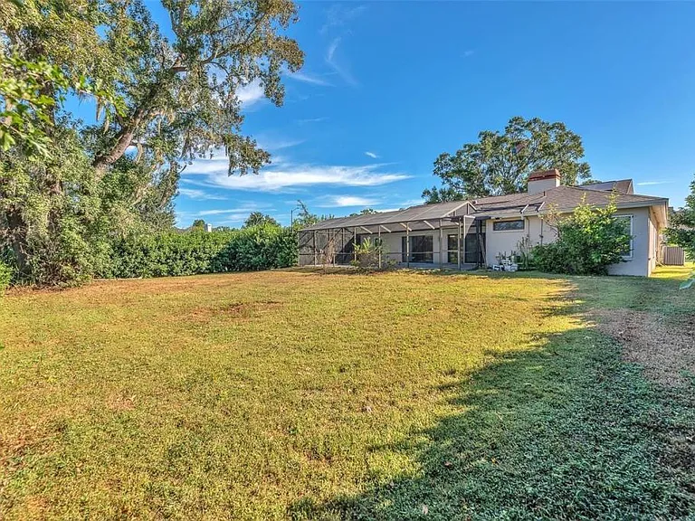 1702 Horseshoe Dr — Photo 26