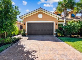 13374 Coronado Dr, Naples, FL 34109