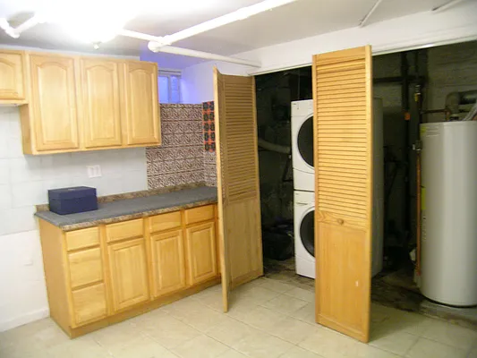Sold by The Coop Connection LLC | media 67