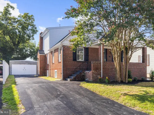 4211 Maryland Pl, Baltimore, MD 21229
