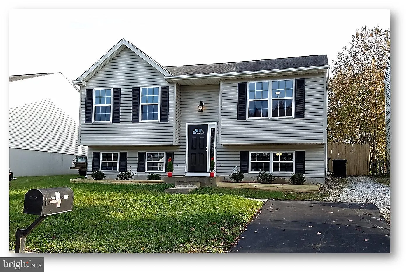 3105 Deepwater Way photo 1