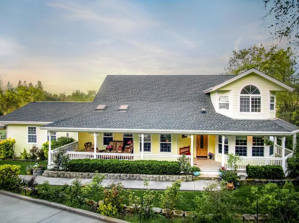 13922 Auburn Rd, Grass Valley, CA 95949