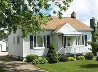 7809 1st St, Masury, OH 44438