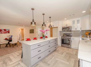 2058 Malcolm St, Simi Valley, CA 93065