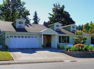 16735 NE 32nd St, Bellevue, WA 98008