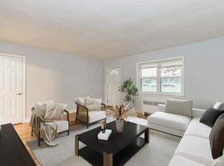 Eagle Rock Apartments at Huntington Station, Huntington Station, NY 11746