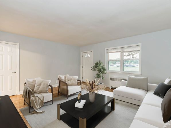 156 E Pulaski Rd #23A
