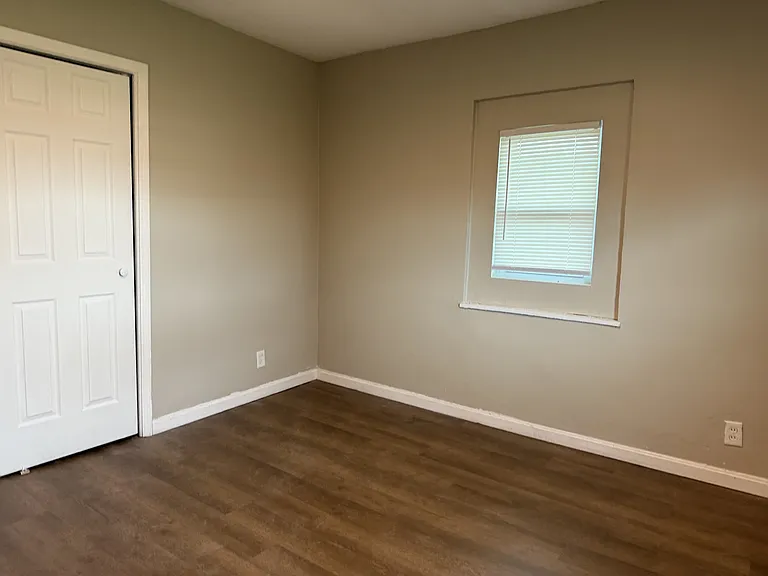 3679-3685 Otterbein Ave #3683 — Photo 4