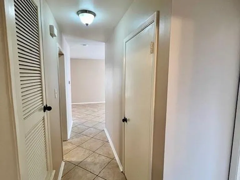 8006A Pinedale Cv — Photo 17