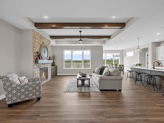 4th image of 3009 Prairielight Ct