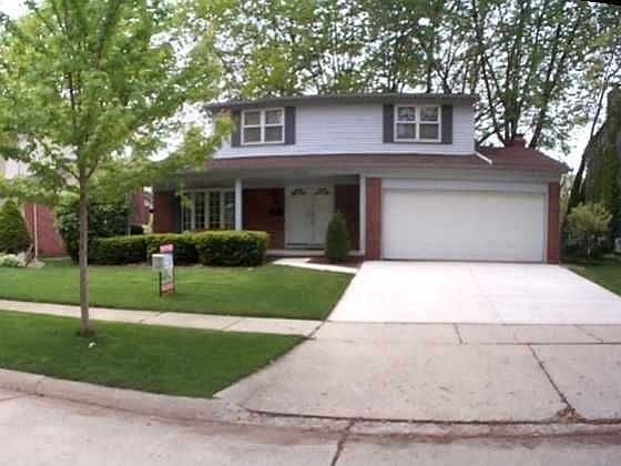 Home Backs To Golf Course