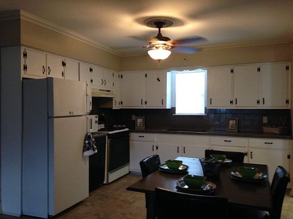 4th image of 1607 Avenue C