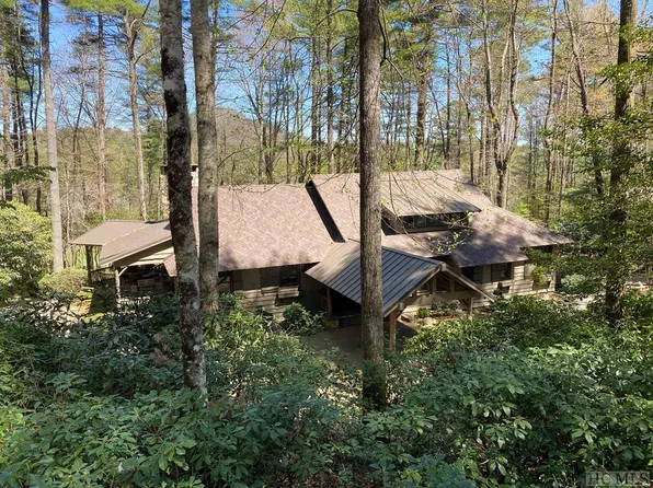 96 Brassie Drive, Sapphire, NC 28774