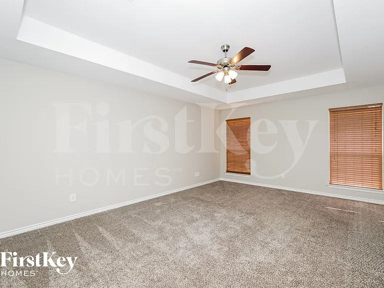 146 Springtree St — Photo 12