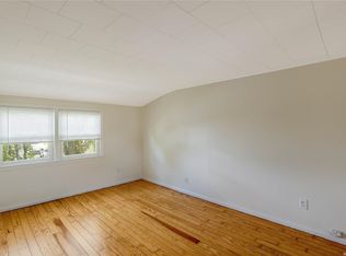 2605 Orr St, Merrick, NY 11566