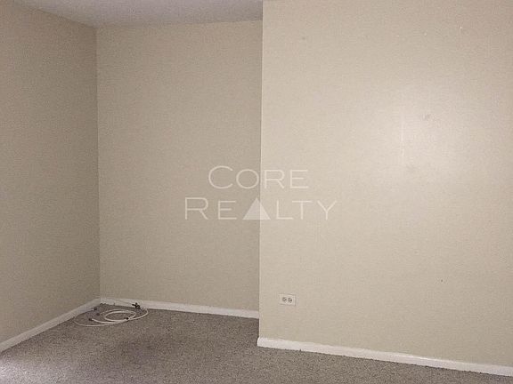 5th image of 609 Oakton #1C