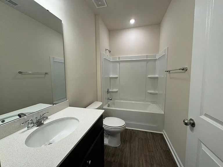 512 Campbell Rdg — Photo 12