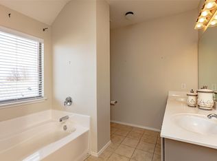 3921 Eaglerun Dr, Roanoke, TX 76262