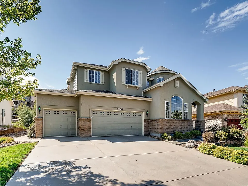 22702 E Fremont Pl