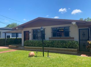352 E 52nd St, Hialeah, FL 33013