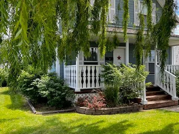 305 S Park Ave, Shelley, ID 83274