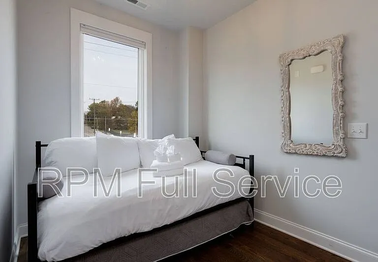 505B Wedgewood Ave — Photo 14