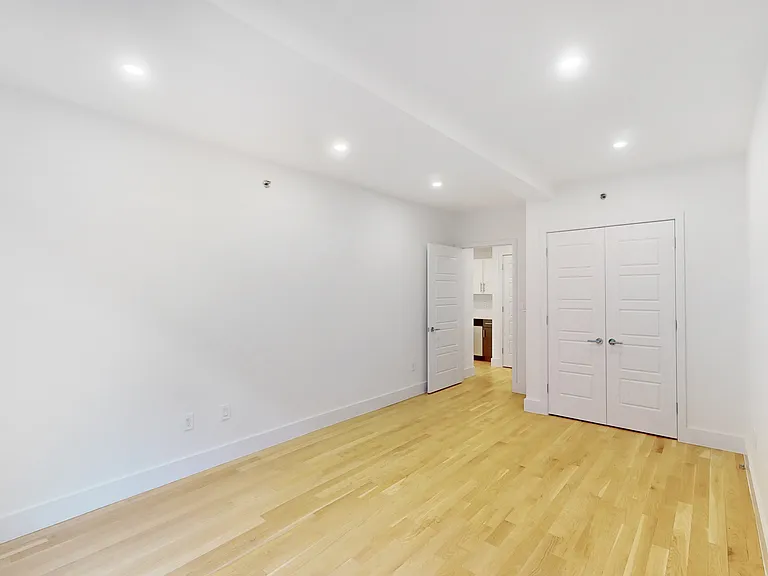 96 Steuben St #5B — Photo 5