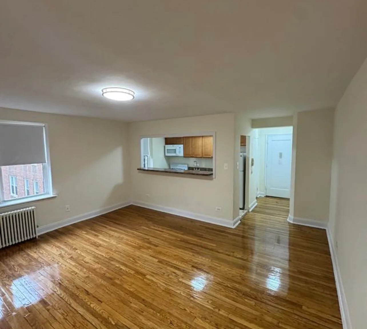 1 bed, 650 sqft, $2,200 — Photo 4