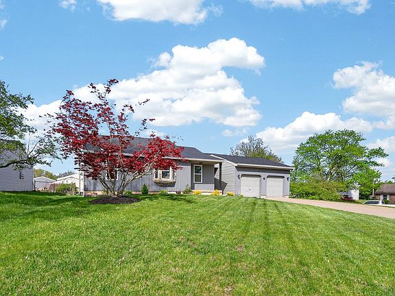 2nd image of 6470 Southgate Pl