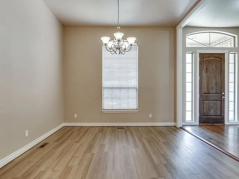 3341 Heritage Green Cir — Photo 13