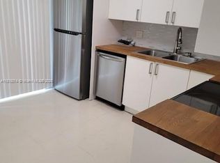 3490 Atlanta St #B, Hollywood, FL 33021