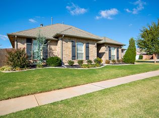 17029 Canyonwood Ln, Edmond, OK 73012