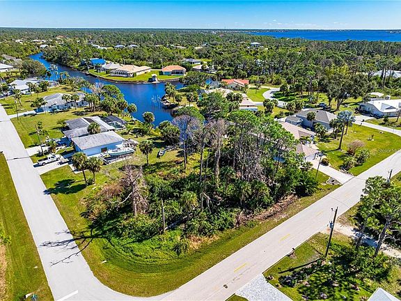 5th image of 1096 CAMPBELL STREET LOT 50