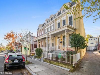 1406 Perry Pl NW, Washington, DC, 20010