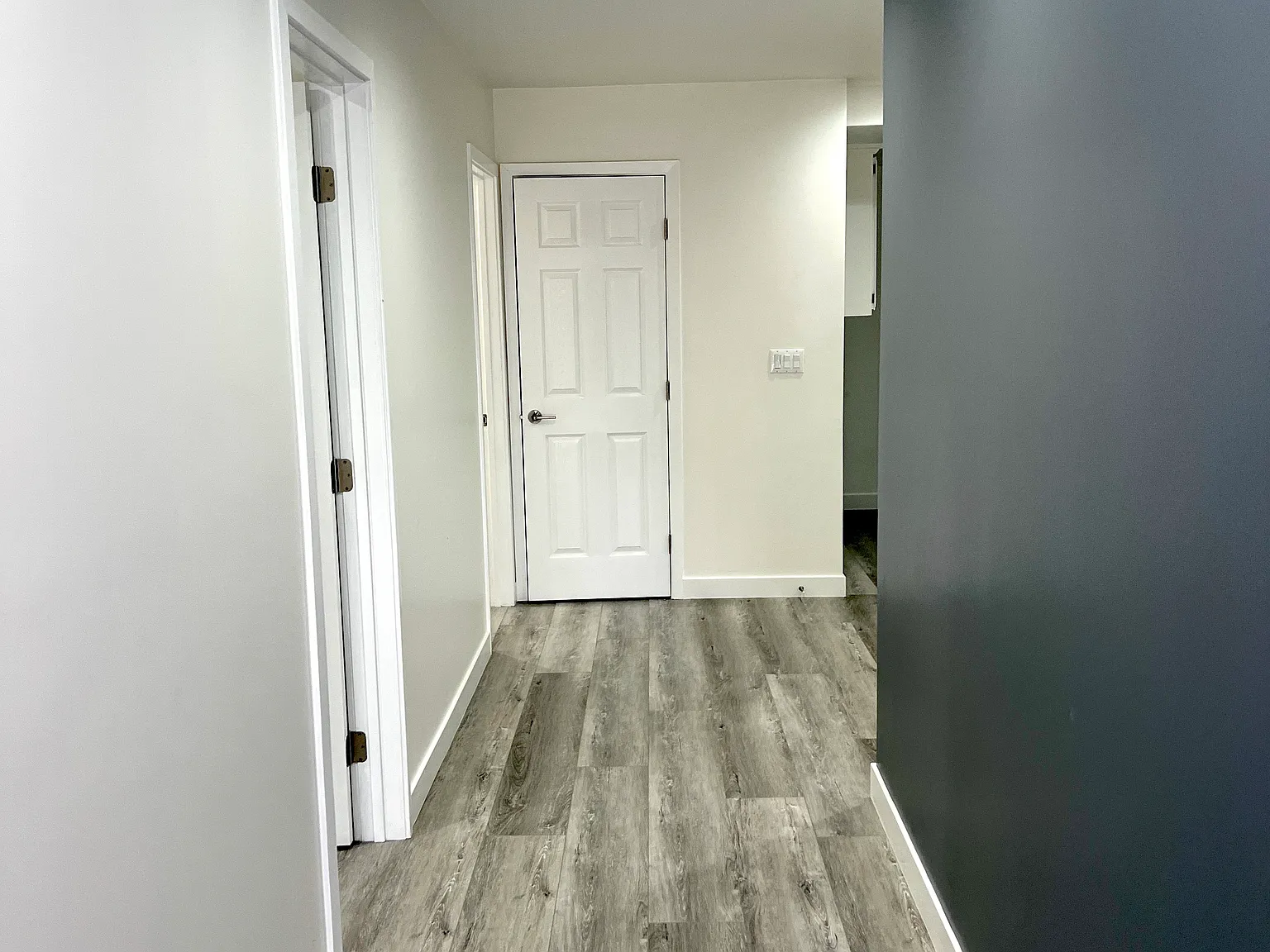 2 bed, 900 sqft, $2,900 — Photo 2