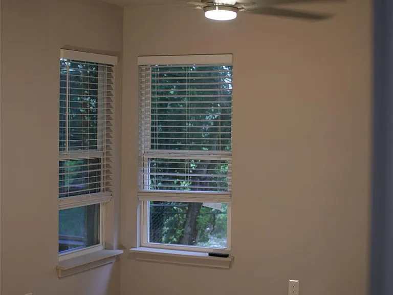 1413 Broadmoor Dr — Photo 10