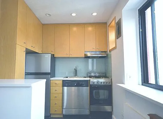 Rented by Bold New York | media 4