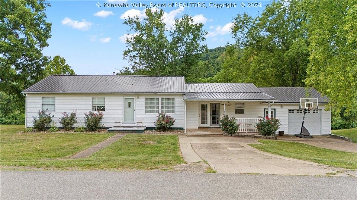 126 Hunter St, Sandyville, WV 25275 Zillow