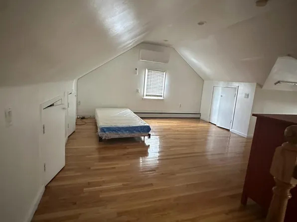 (undisclosed Address), Queens Village, NY 11427