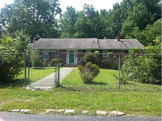 1st image of 307 Rush Ave