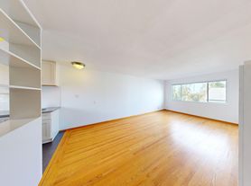 1855 10th Avenue, 1 Bedroom 1 Bath