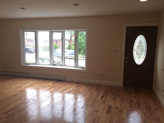 5th image of 165-24 146 Ave