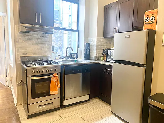 Rented by Corcoran | media 10