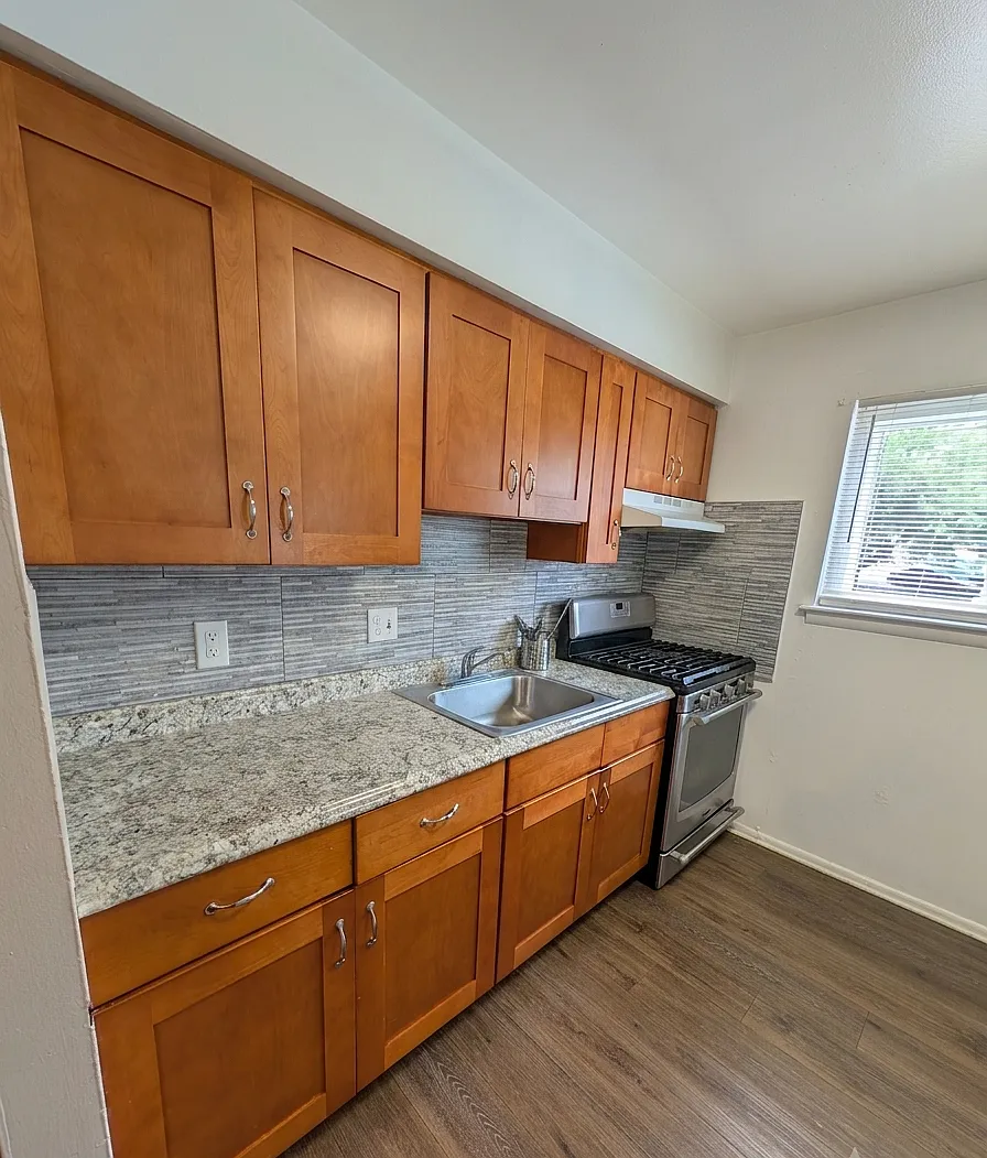 7917 Dungan Rd — Photo 1