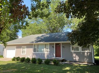 505 N 8th St, Saint Joseph, IL