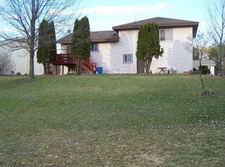 9600 Quincy St NE, Blaine, MN 55434