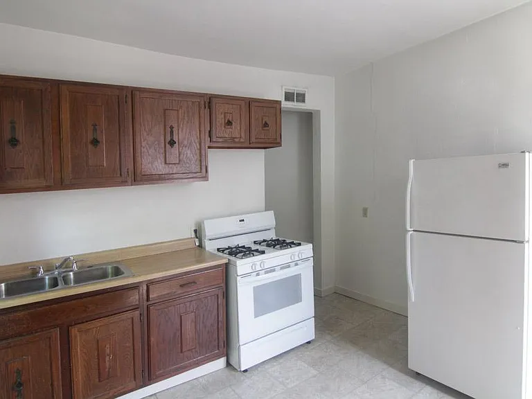 303 West St #2 — Photo 2