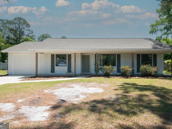 1809 Shadowlawn Dr, Saint Marys, GA 31558