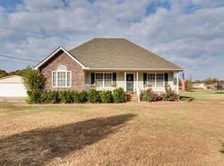 4794 Brookhollow Rd, Chapel Hill, TN 37034